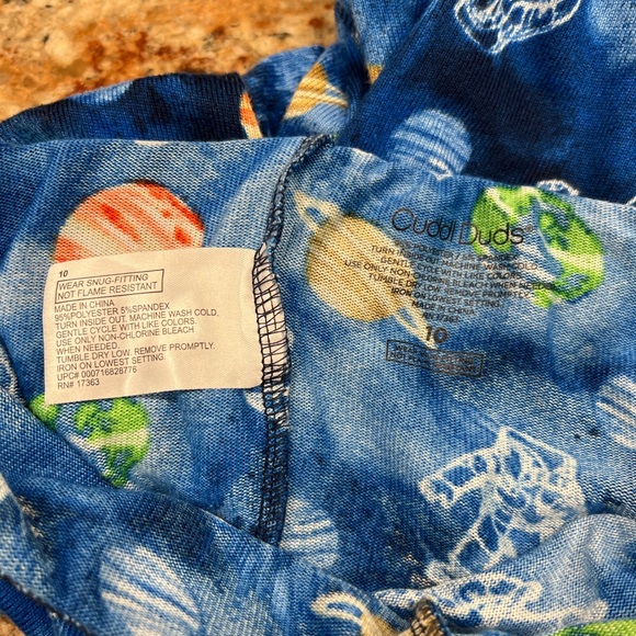 Cuddl Duds Children’s Pajama Set, Size 10 - Picture 6 of 6